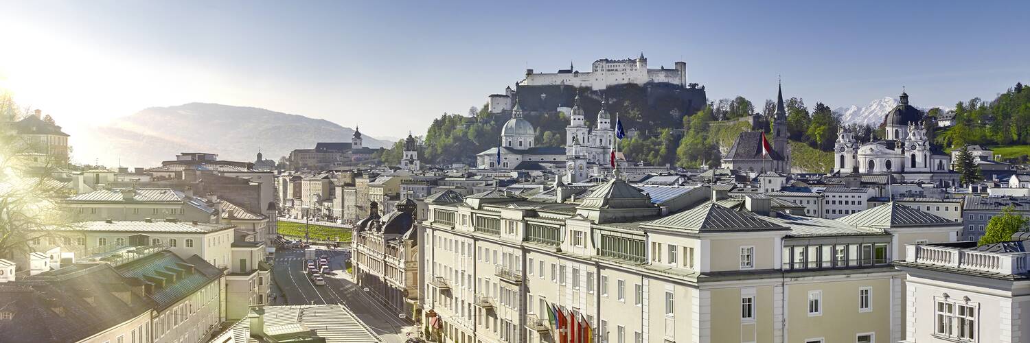 Hotel Sacher mit Blick auf die Salzburger Altstadt | © Hotel Sacher
