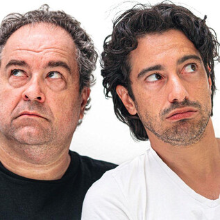 Two men look critically in different directions. Their facial expressions show confusion or doubt. | © f6theopenfactory