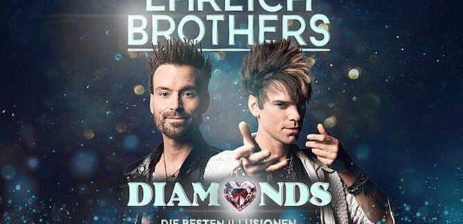 Two illusionists, the Ehrlich Brothers, present their show "Diamonds". The image shows the two brothers in a sparkling, mystical background. | © Christian Bussel Seidel