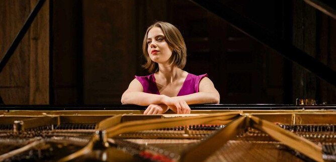 Gabrielė Bekerytė at the piano | © Freie Kunst