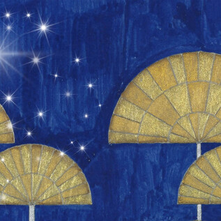 Golden fans on a deep blue background with sparkling stars. A harmonious and elegant representation. | © mozarteum.at